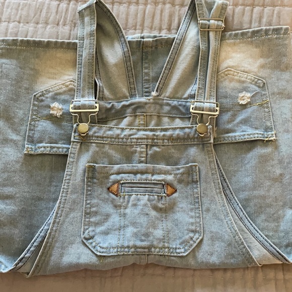 Ladies denim Mini skirt overalls - Picture 3 of 4